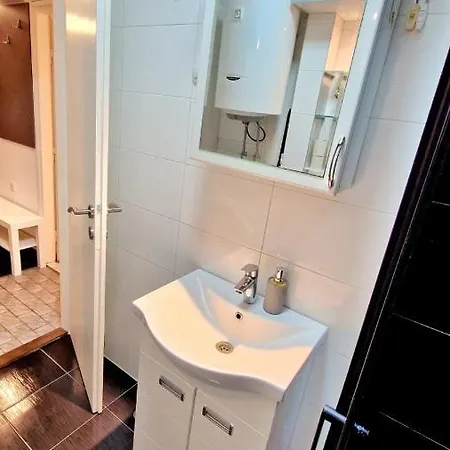 Laki Apartman Belgrád